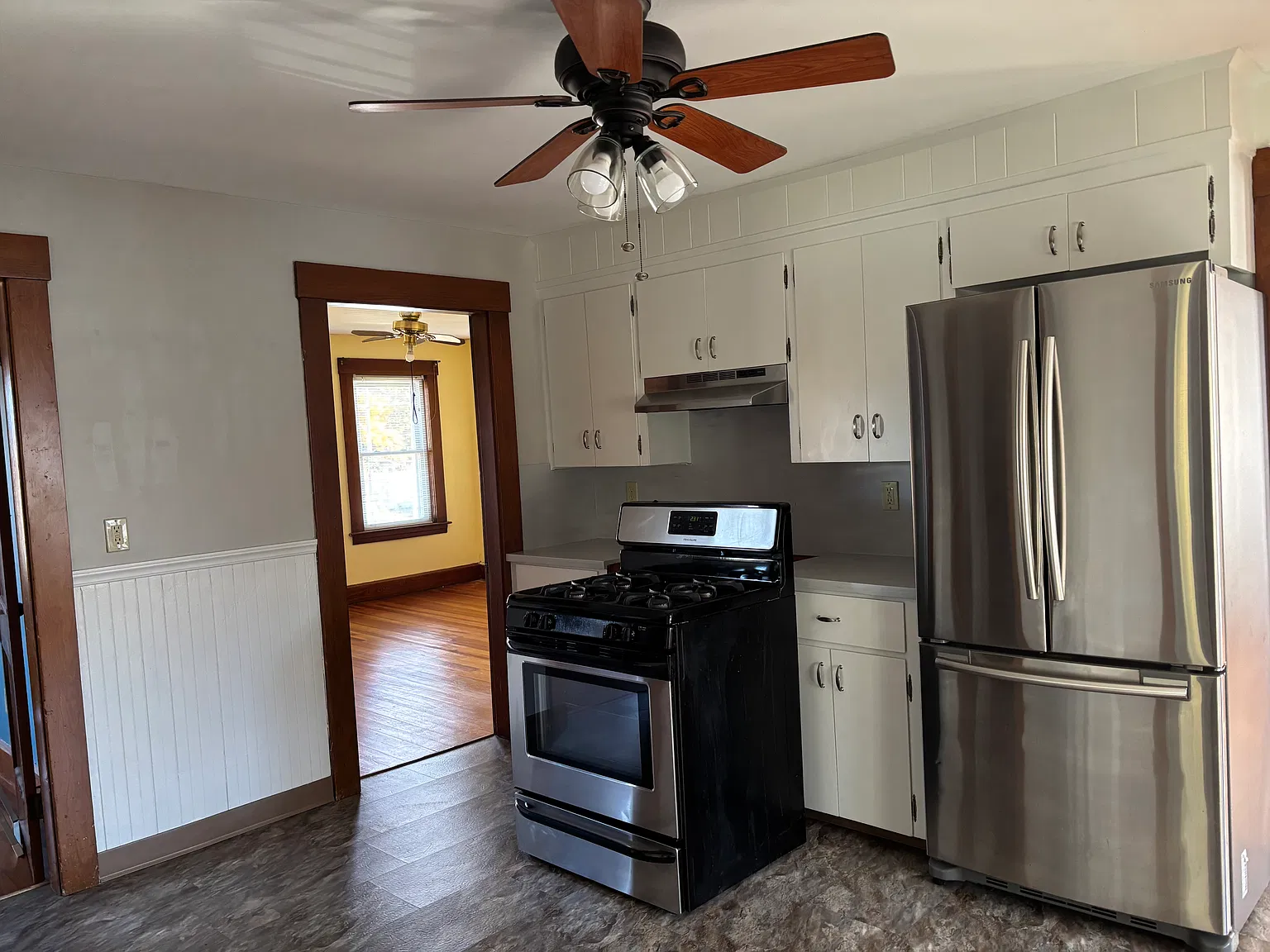3 bed, 1350 sqft, $2,500 — Photo 1