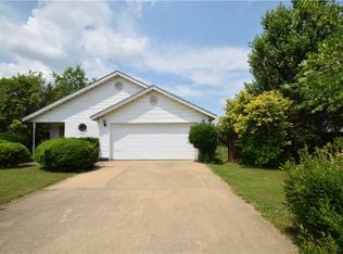 47 Cheryl Cir, Bentonville, AR 72712