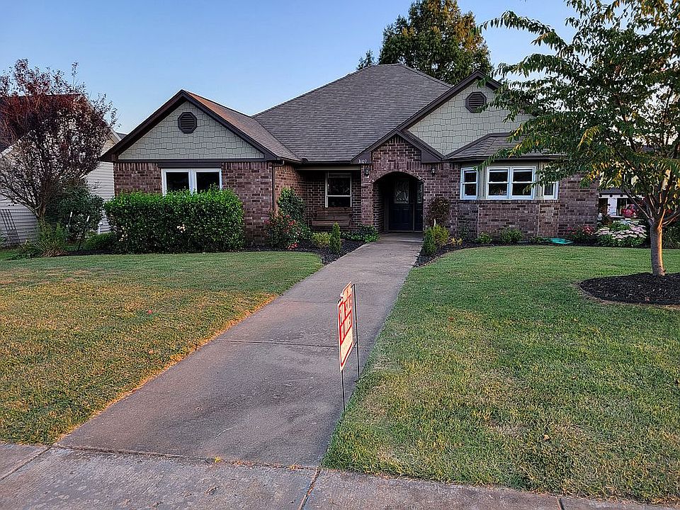 1st image of 3109 SW Orchard Way