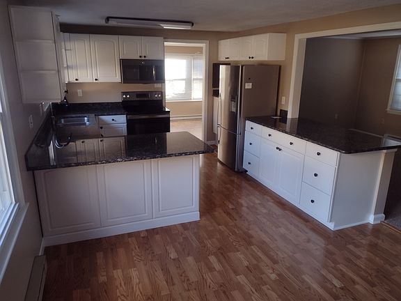 2nd image of 1200 Gladewood Dr