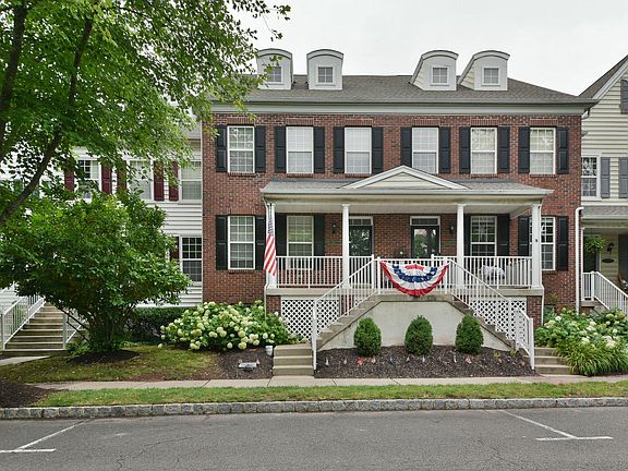 3rd image of 65 Woodbridge Dr
