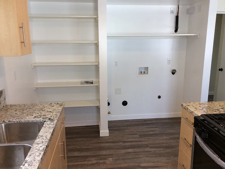 231 W Mayfair Ave #231 — Photo 6