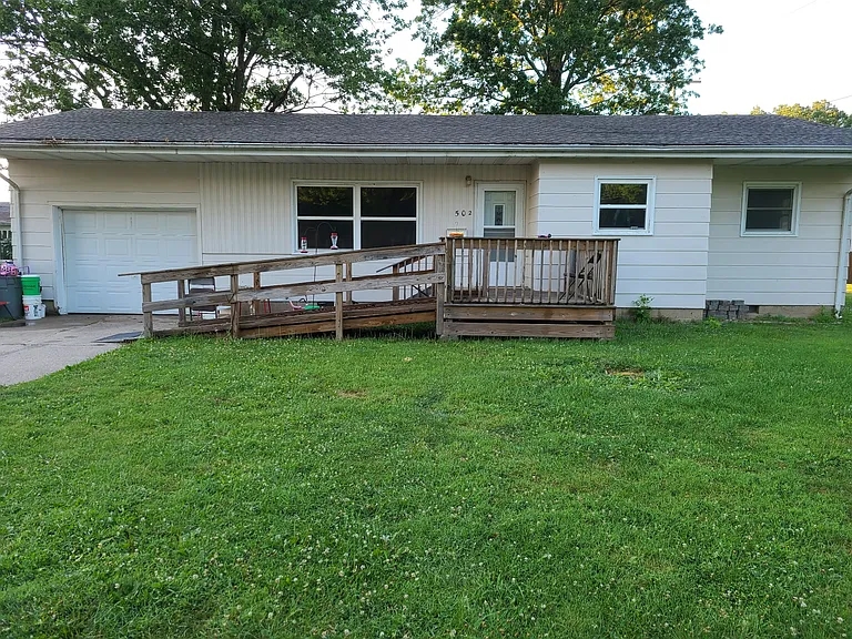 502 Crawford Ave — Photo 5