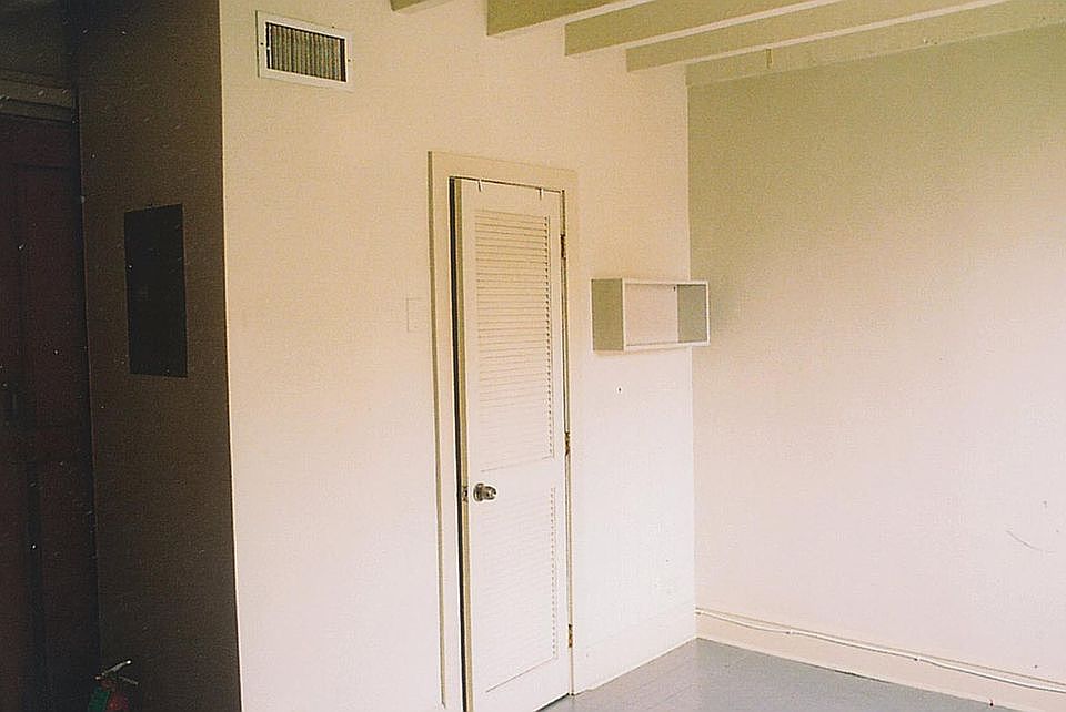 1st image of 962 N 2nd St Floor 3