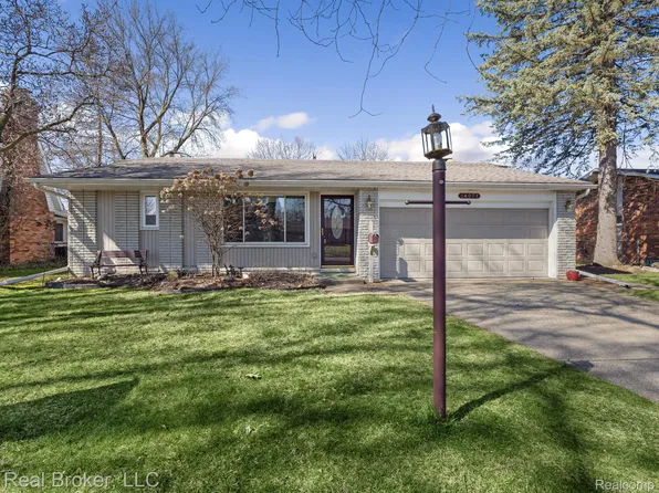 14071 Golfview St, Livonia, MI 48154
