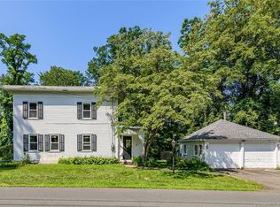 761 New Rd, Avon, CT 06001