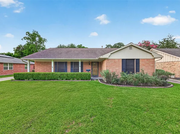 5610 Belrose Dr, Houston, TX 77035