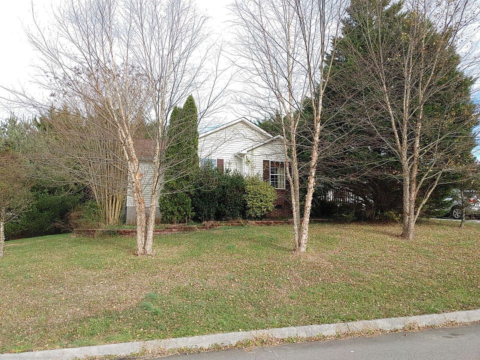 1st image of 1015 Towns View Dr