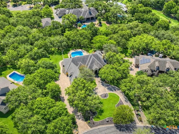 9752 Trophy Oaks Dr, San Antonio, TX 78266