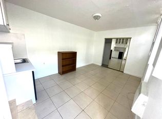 2001 NW 33rd St, Miami, FL 33142