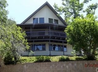1063 Carousel Rd, Lake Arrowhead, CA 92352