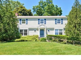 3 Ellen Ct, Rye, NY 10580