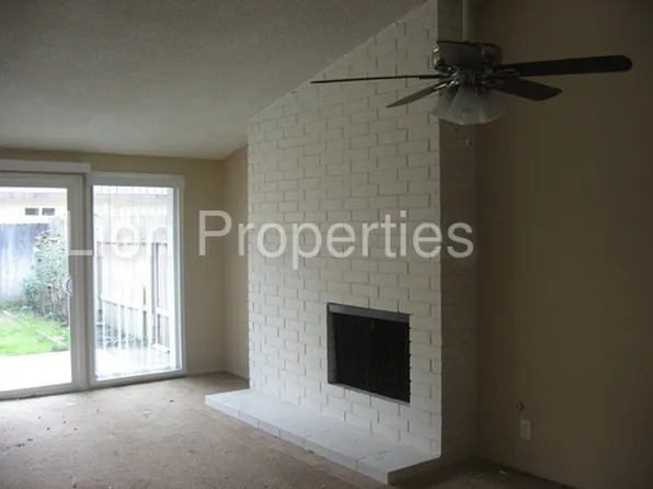 705 W Provential Dr, Anaheim, CA 92805