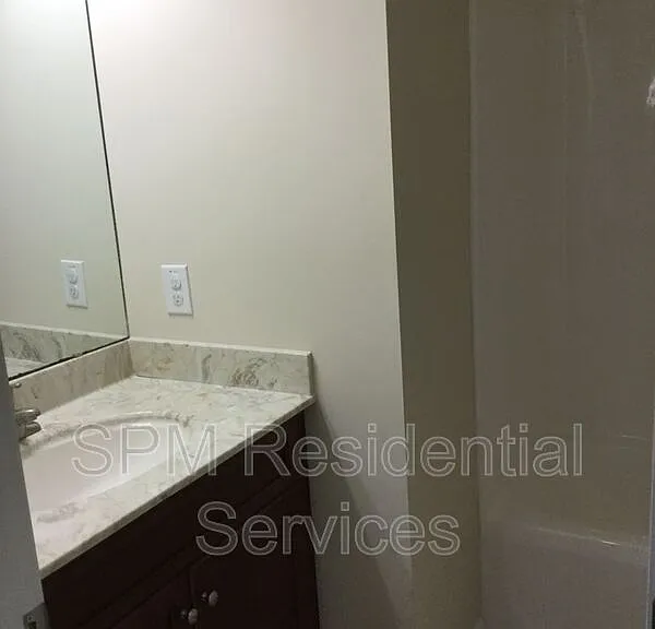 748 Chadwick Shores Dr — Photo 18