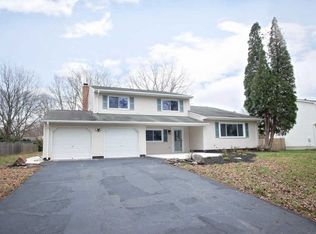 41 Hawthorne Ln, East Windsor, NJ 08520