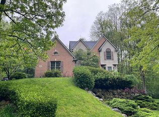 10537 E Splitstone, Pinckney, MI 48169