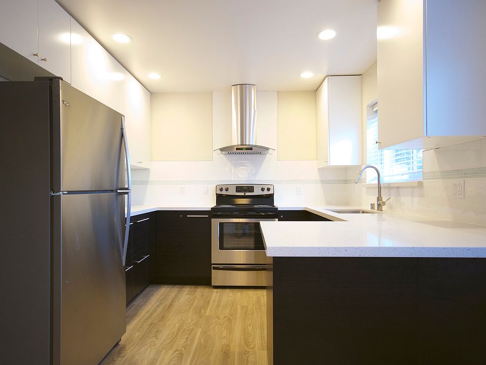 1st image of 550 N Fair Oaks Ave APT 11