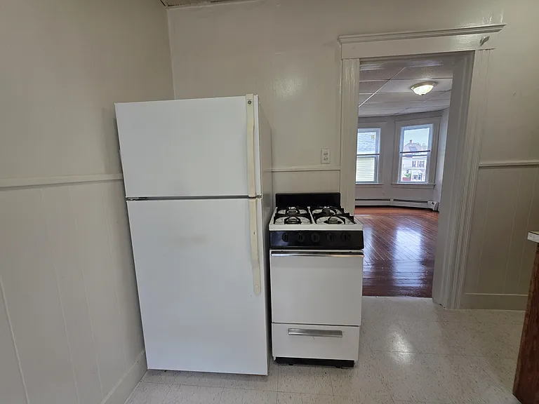 9-11 Falmouth St #2F — Photo 5