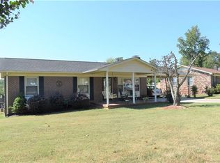 107 Bright Ave, Bessemer City, NC 28016