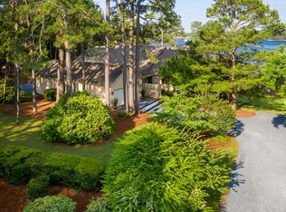 15 Lake Point Dr, Pinehurst, NC 28374