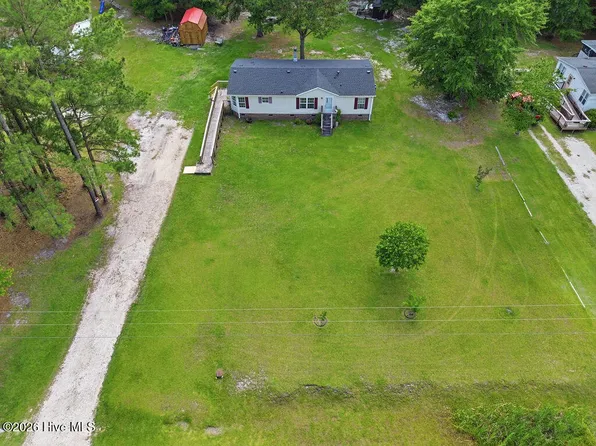 106 Madelyn Drive, Richlands, NC 28574
