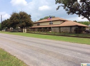 313 N Church St, Goliad, TX 77963