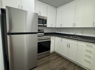 344 Richmond St #4, London, ON N6A3C3