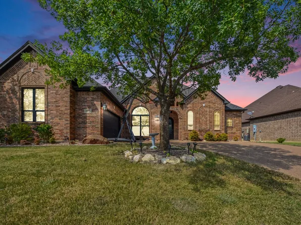11029 Hawkins Home Blvd, Benbrook, TX 76126