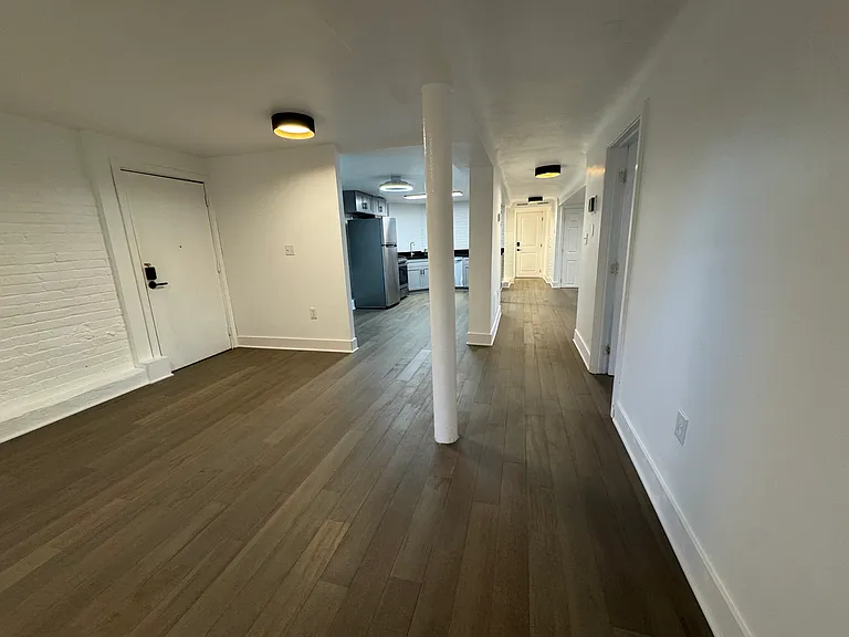 11433 Ashbury Ave #1 — Photo 8