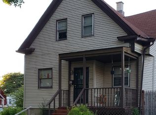 1820 W Clarke St, Milwaukee, WI 53206
