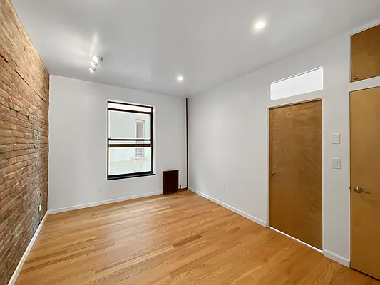 Rented by Skyward | media 14