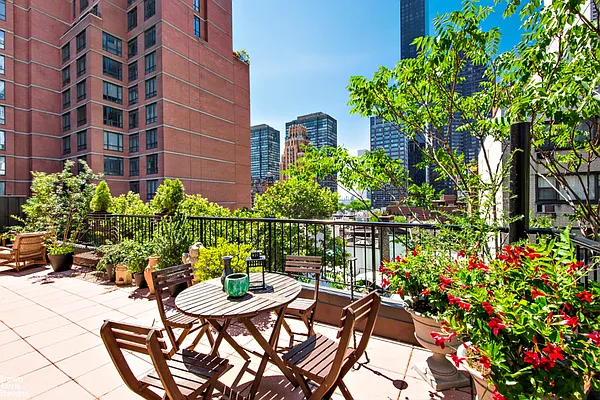 Rented by Brown Harris Stevens | media 19