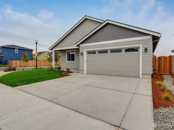 2247 E Otter Loop, La Center, WA 98629