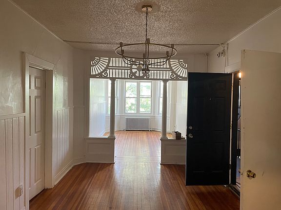 4th image of 31 Dana Ave APT 2