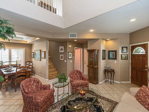 5th image of 8316 Chelsea Ln