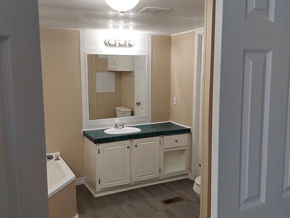 4th image of 4329 W Park Row Blvd #37