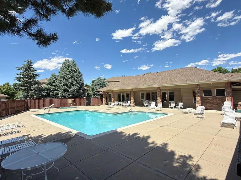 4545 Wheaton Dr #C230 — Photo 2