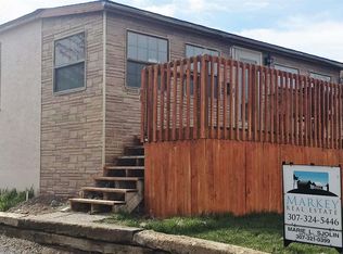 828 7th St, Rawlins, WY 82301