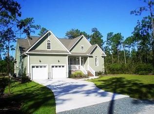 2215 Fieldcrest Rd, Southport, NC 28461