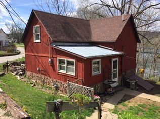 201 Harrison Ave NW, Depauw, IN 47115