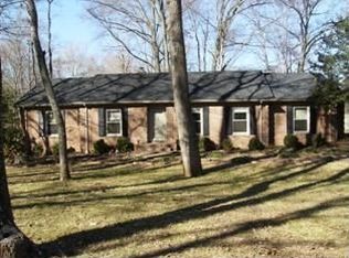 3041 Cox Mill Rd #R, Hopkinsville, KY 42240