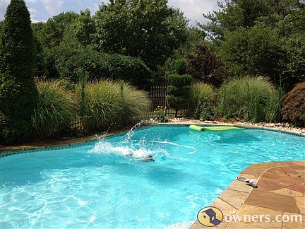 Sylvan unite pool w heater