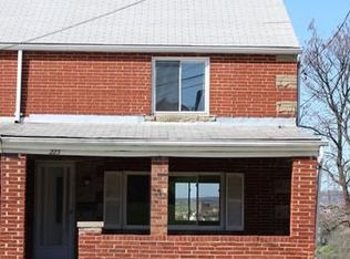 223 E Larkspur St, Homestead, PA 15120