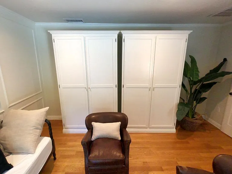2285 N Beachwood Dr #12 — Photo 31