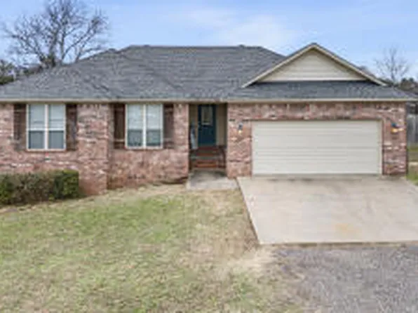 86 Crestpointe Dr, Russellville, AR 72802