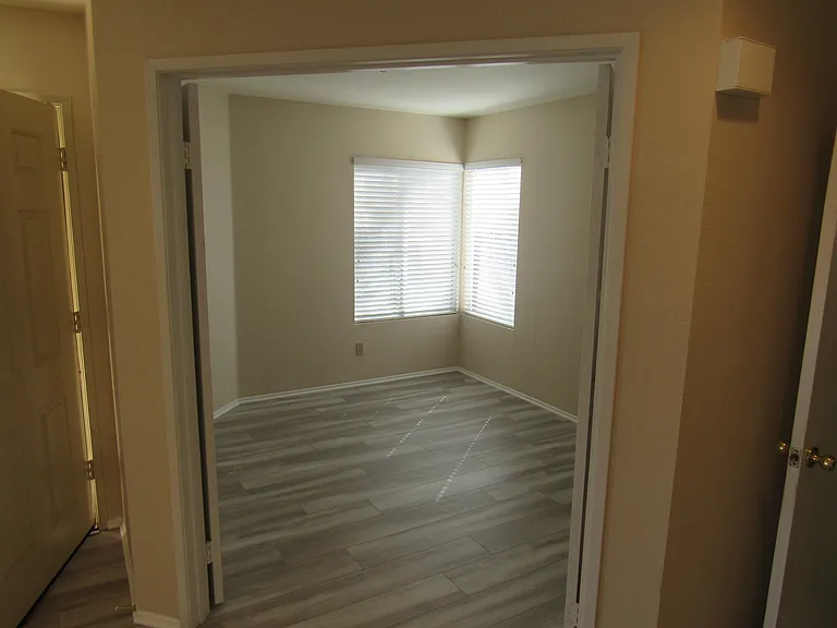 5168 Baywood Cir — Photo 13