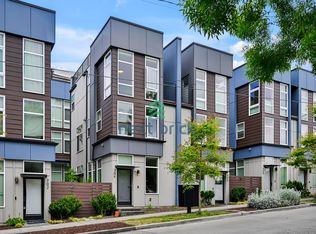 704 McGraw St, Seattle, WA 98109