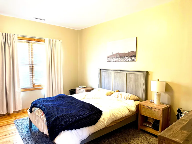 1463 N Leavitt St #3 — Photo 5