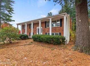 3186 Lone Pine Rd, Schenectady, NY 12303