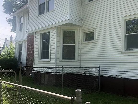 2nd image of 721 E Holland Ave
